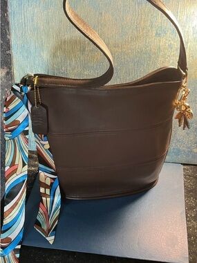 Vintage Coach Tribecca Tote Dark Brown Leather Shoulder Bag with Colorful Scarf